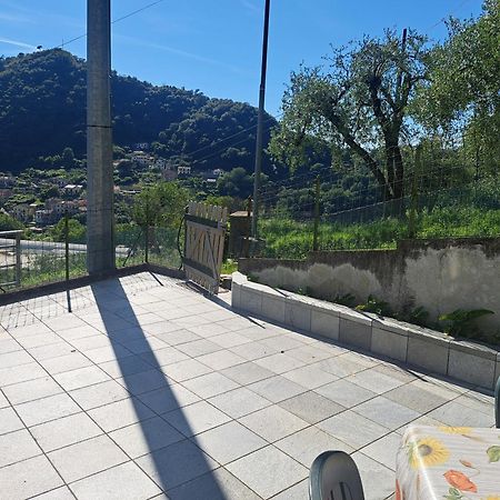 Ferienwohnung Il Sole Di Aurora Carasco Exterior foto