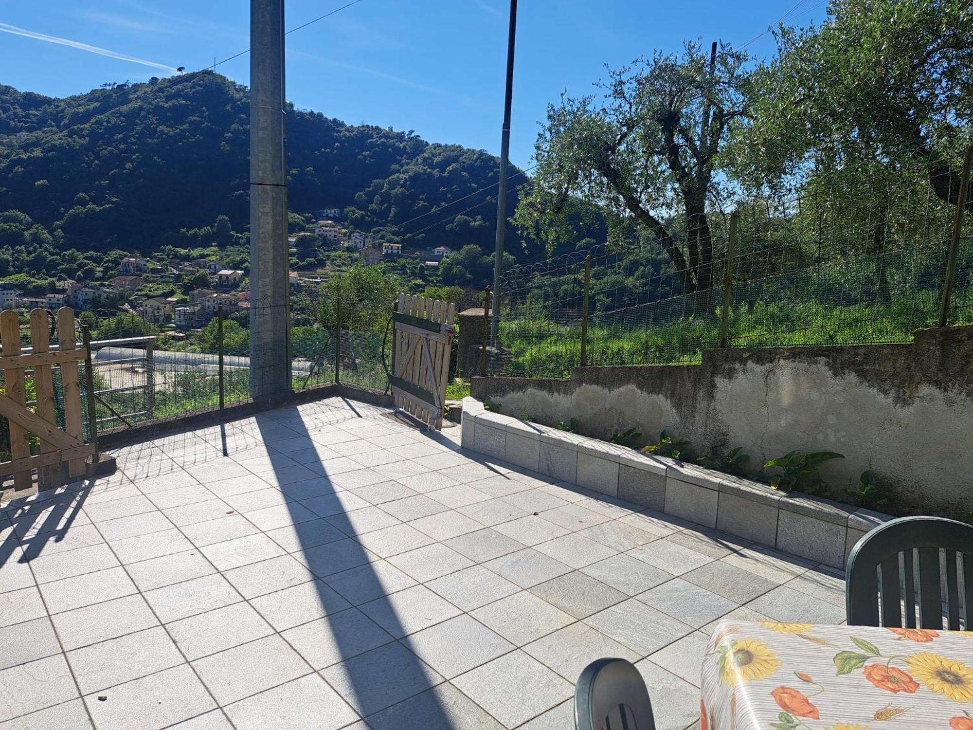 Ferienwohnung Il Sole Di Aurora Carasco Exterior foto